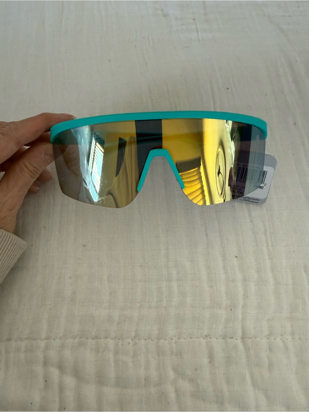 NWT West Loop 100% UVA-UVB Lens Protection Sunglasses
